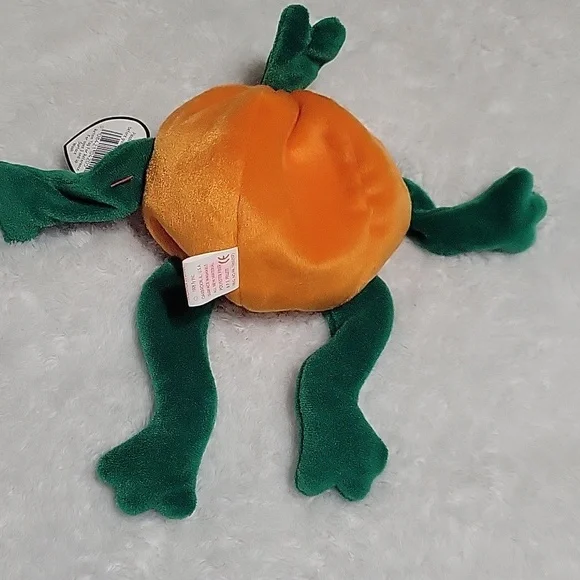 Ty Plush Pumpkin with Green Limbs - Picture 6 of 6